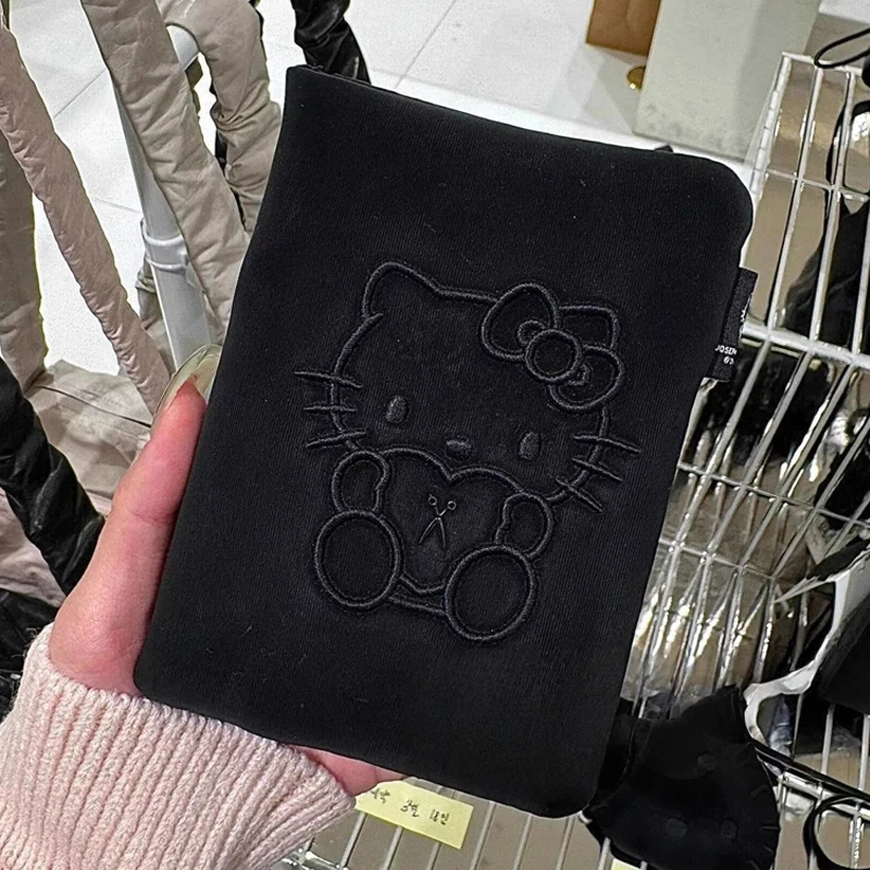 

Черный зажим для паспорта Hello Kitty MINISO