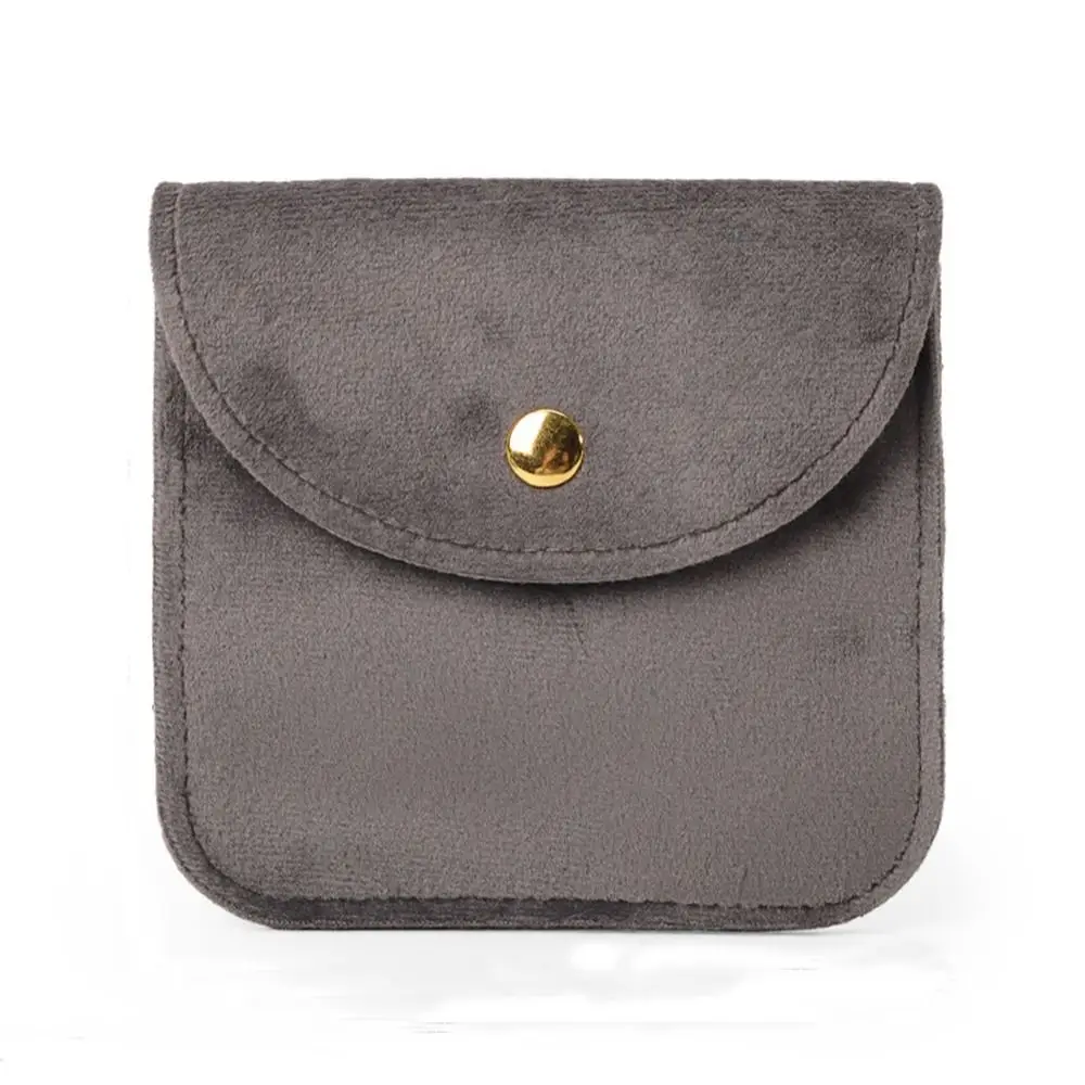 Бархатный мешочек для украшений