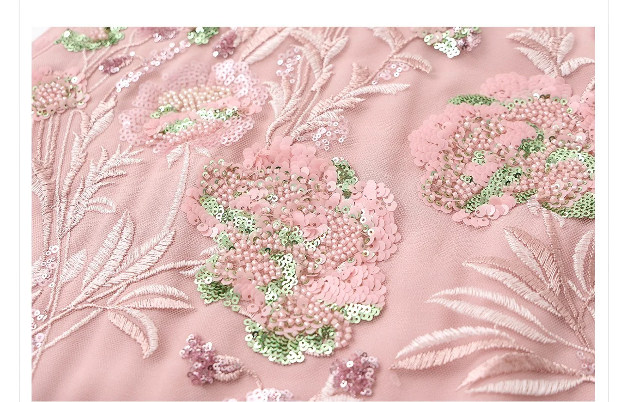 Роскошный женский жилет ручной работы с бисером