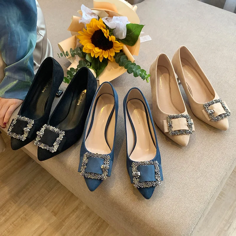 

Stiletto High Heels Shoes Women Crystal Flower Frame Buckle Woman Pumps Solid Suede Slip on Pointed Toe Zapatos Mujer Big Size45