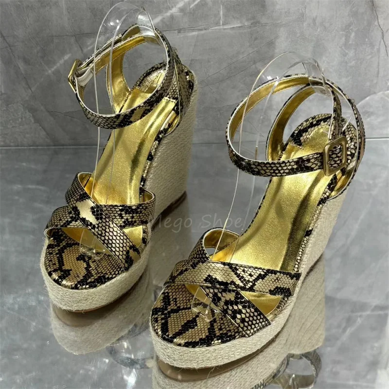 Золотая змеиная кожа босоножки на высоком каблуке платформе женские банкетные