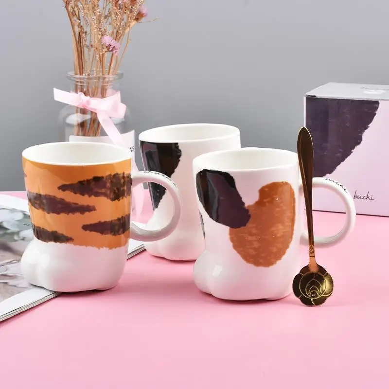 

Mug Coffee Cup Stereo CAT'S Paw Cup Ceramic Breakfast Cup Cute GIRL'S Milk Cup with Spoon Cat Cup Kawaii Mug For Home