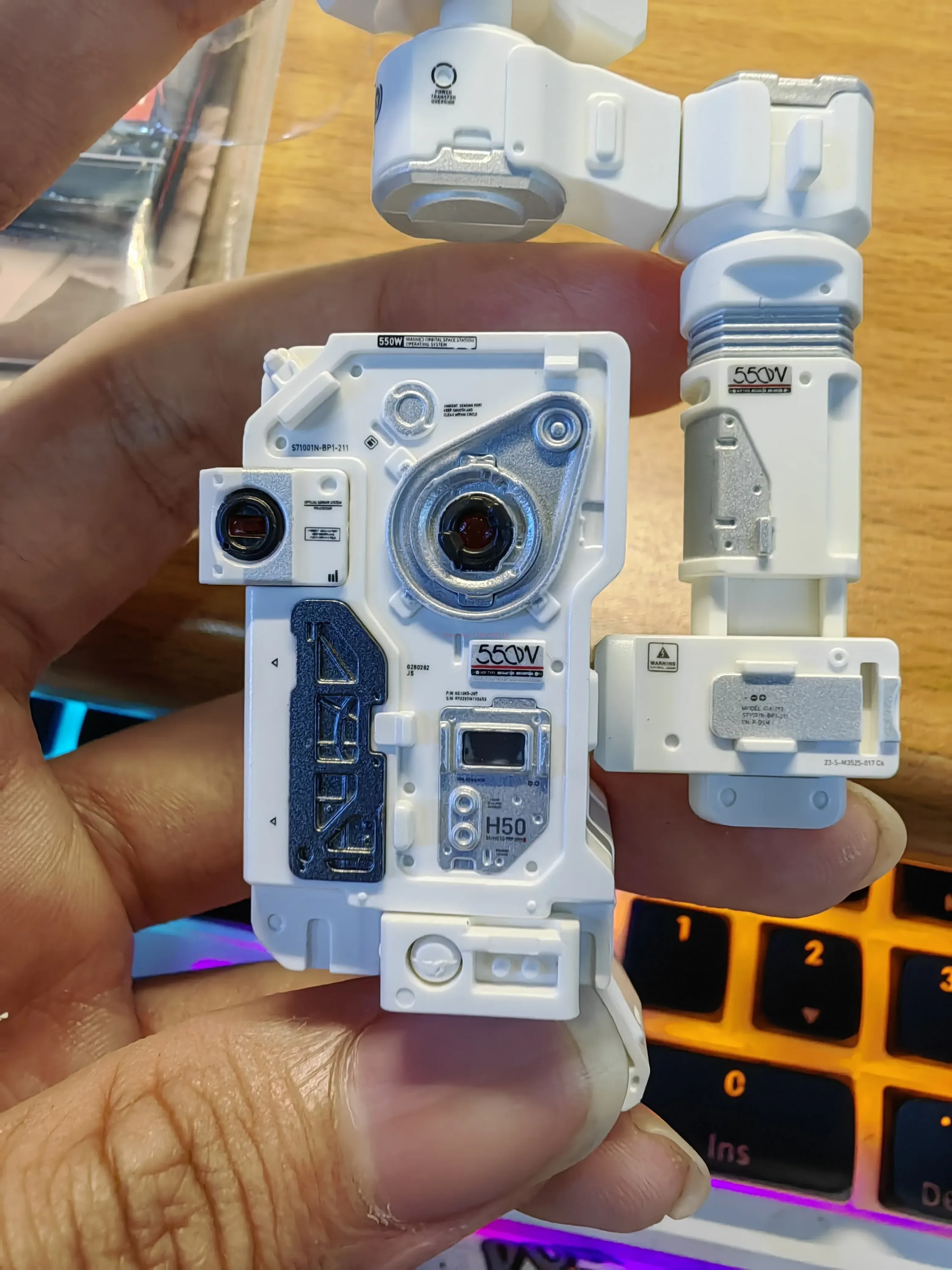 52 игрушки Ib-06 550c &amp 550w робот-деформатор преобразующий в Mecha и Cube экшн-фигурка