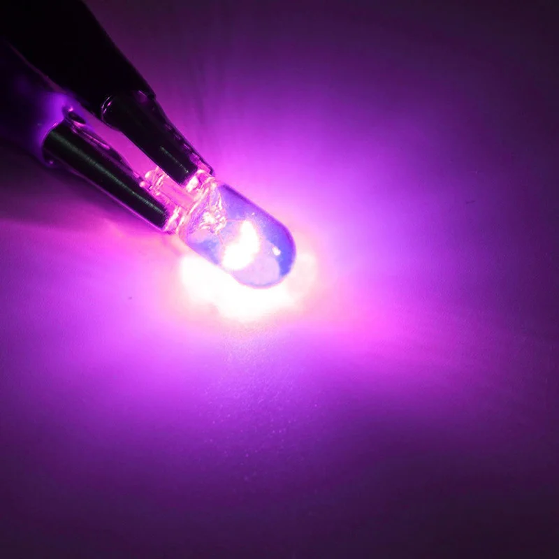 

10X Purple T10 501 W5W Wedge Интерьер автомобиля 12 В 3 Вт Приборная панель Приборная панель Галогенная лампа для стайлинга автомобилей Лампочки Аксессуары
