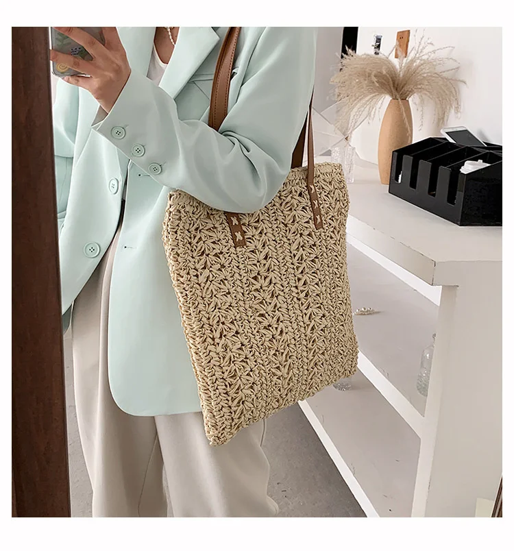 

2023 New Spring Autum Hollow Straw Beach Bag Handmade Woven Shoulder Bag Raffia Rattan Shopping Travel Bag Vacation Casual Tote