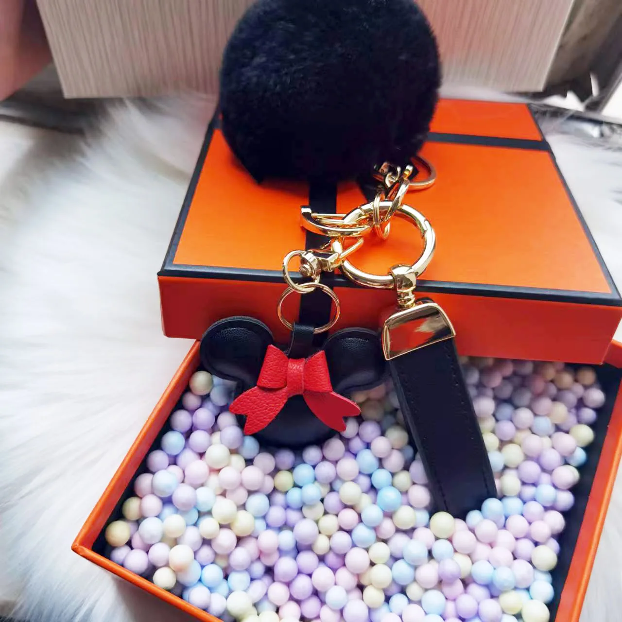 

Support various key chains, pendant customization