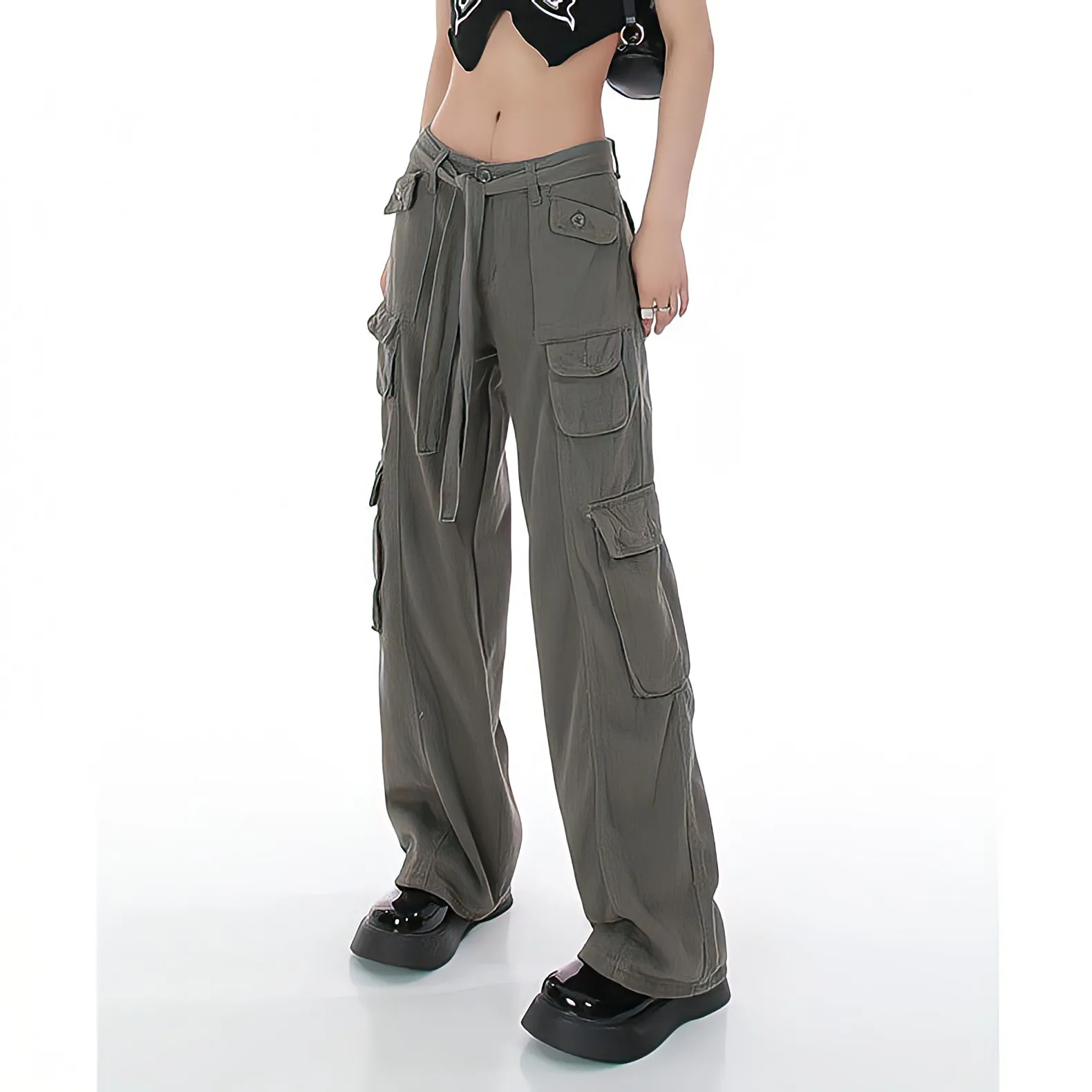 Рисунок 4 - Брюки-карго женские с завышенной талией