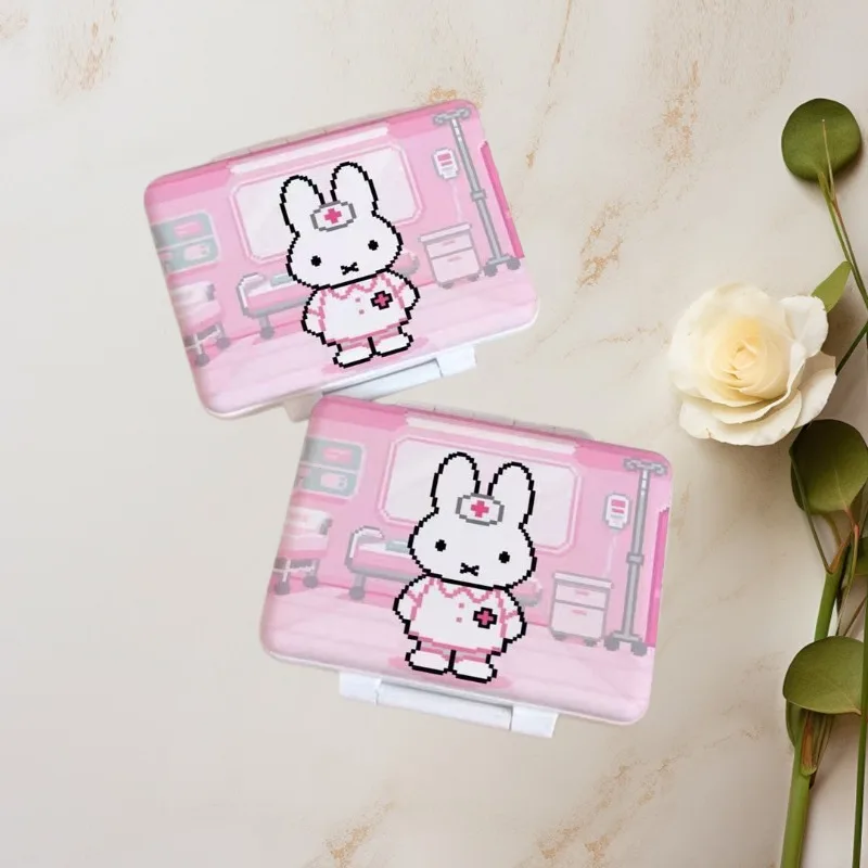 Фото Аниме-контейнер для таблеток Miffy: портативный, большой емкости, защита от света и влаги, стильный дизайн, новинка, хит продаж, оптом, отличные товары №5