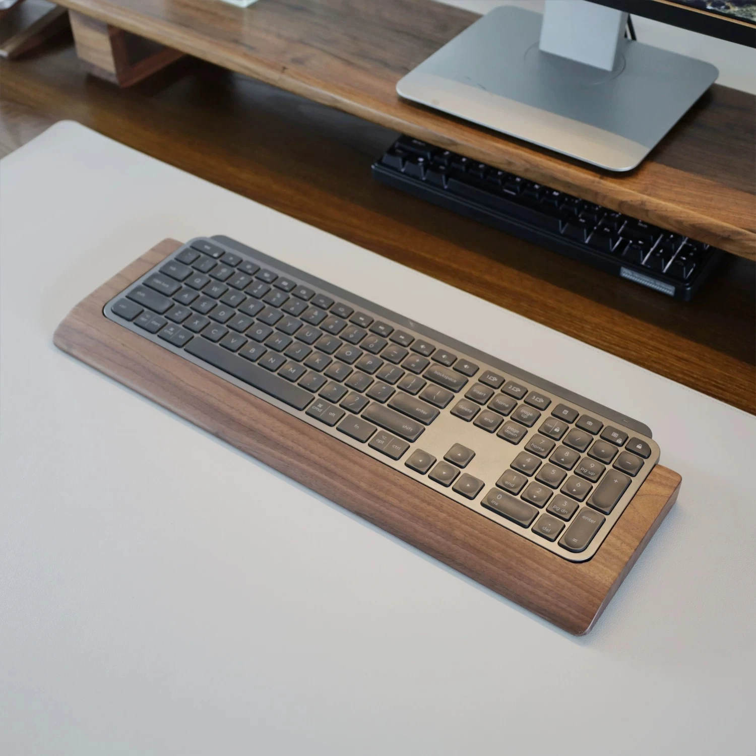 Фото Подставка для клавиатуры из орехового дерева для MX Keys/MX Mechanical/Craft Tray, подставка для запястий Miaokong Touchpad Box, подставка для рук из массива дерева №3