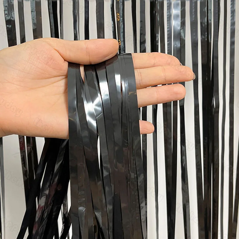 

Фольговая занавеска с бахромой для фотозоны