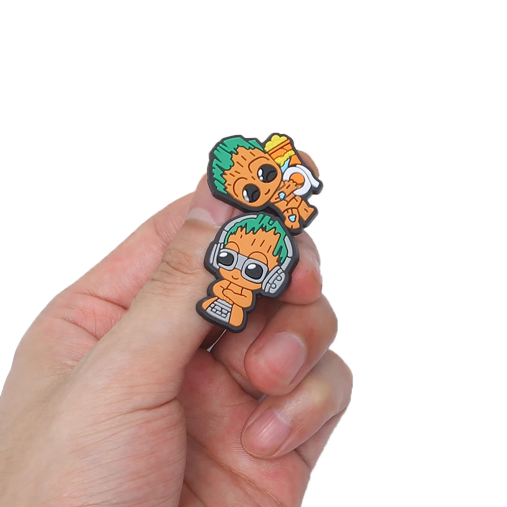 Рисунок 2 - симпатичные украшения для обуви