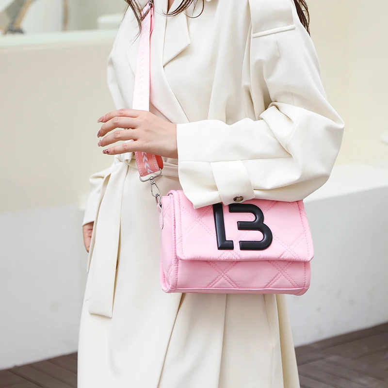 Spain Fashion Brand Nylon Tassle Crossbody Bags New Women Flap Shoulder Bag Chain Ladies Shopper Messenger Bag Purses Handbags