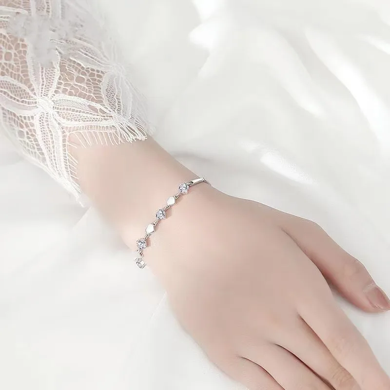 Женский браслет из серебра 925 пробы с кристаллами |