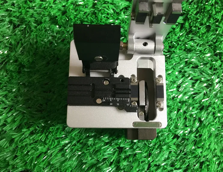Ilsintech CI-01 Fiber Cleaver Optical Fiber Cutter Swift CI-01 Instead of The Original MAX CI-01 Cleaver Made In China