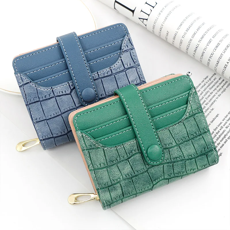 Crocodile Women's Wallet Short Retro Buckle Large Capacity Multi-position Stone Pattern Zero Certificate Bag