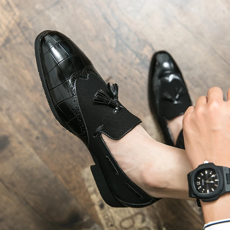 

Men Casual Shoes Breathable Leather Loafers Business Office Shoes for Men Driving Moccasins Comfortable Slip on Tassel Shoe