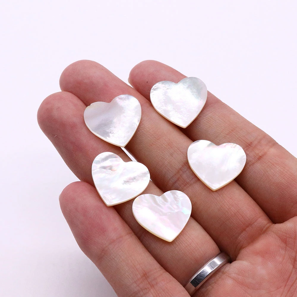 

Natural Seawater Shells Love Heart Shaped Beads Rings Without Holes Fashion Jewelry Necklace Accessories DIY Making Gifts16x17mm