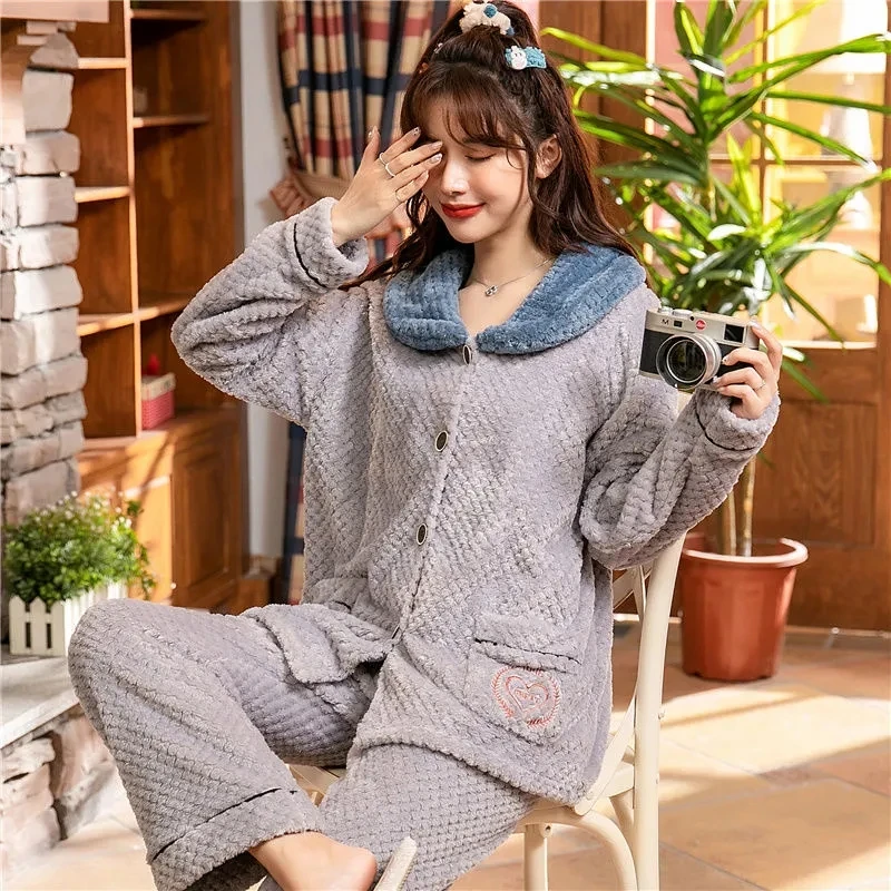 Autumn Women Pajamas Sets Winter Warm Flannel Women Pyjamas Sets Thick Long Sleeve Cartoon Sleepwear Pajamas Set