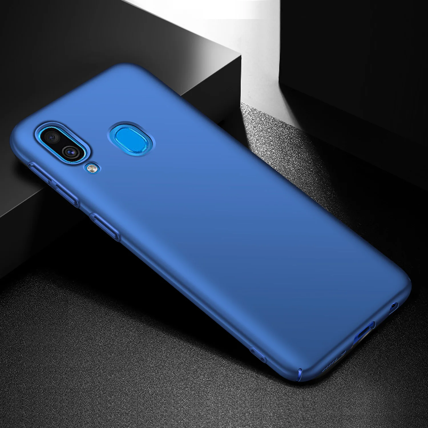 Ультратонкий чехол Sangsung Galaxy A40 с защитой от ударов и падений |