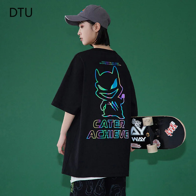 

Новинка лета 2022, футболка с коротким рукавом, Женская красочная Светоотражающая Футболка с принтом маленького дьявола в стиле хип-хоп для п...