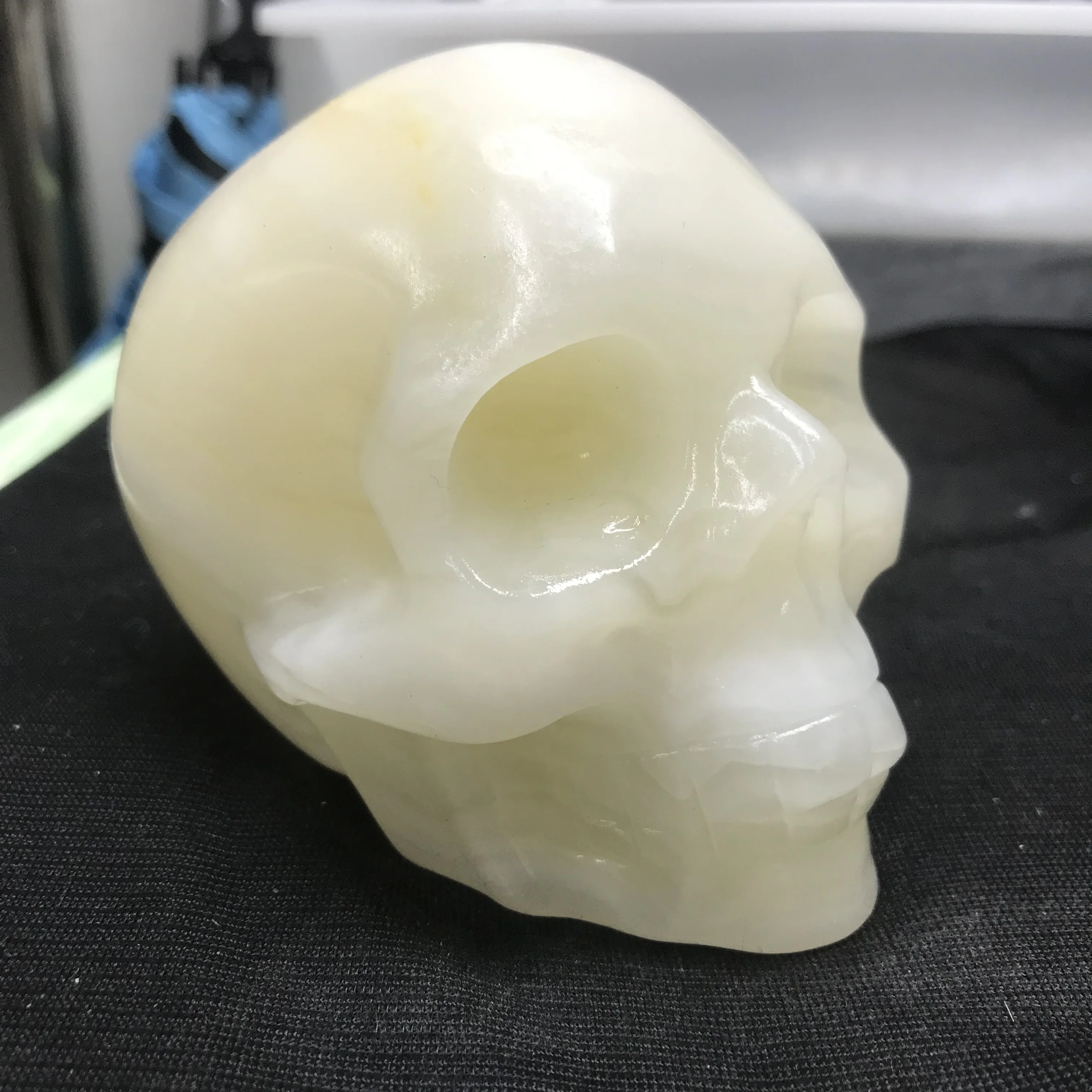 

Natural Crazy Agate Skull，Stone Skull Natural Stones And Minerals Quartz Stone,Crystal Stone,Energy Healing Stone