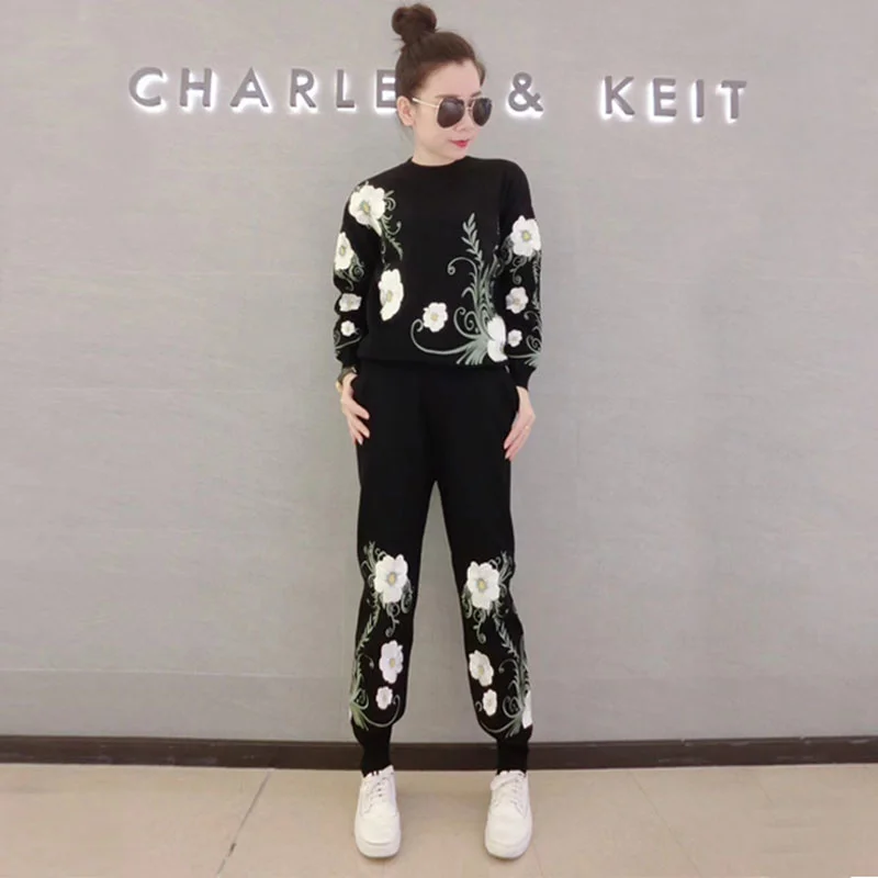 

Fashion Flower Embroidery Women O Neck Pullover Pencil Pants Black Knitted Tracksuit Outfits Female Gray Casual Knitwear 2Pc Set