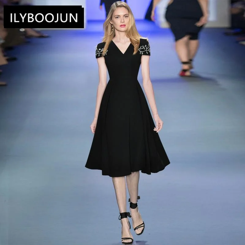 

MoaaYina Summer Fashion Runway Designer Dress Women's V-neck Short Sleeve Beading High Waist Midi Black Dress
