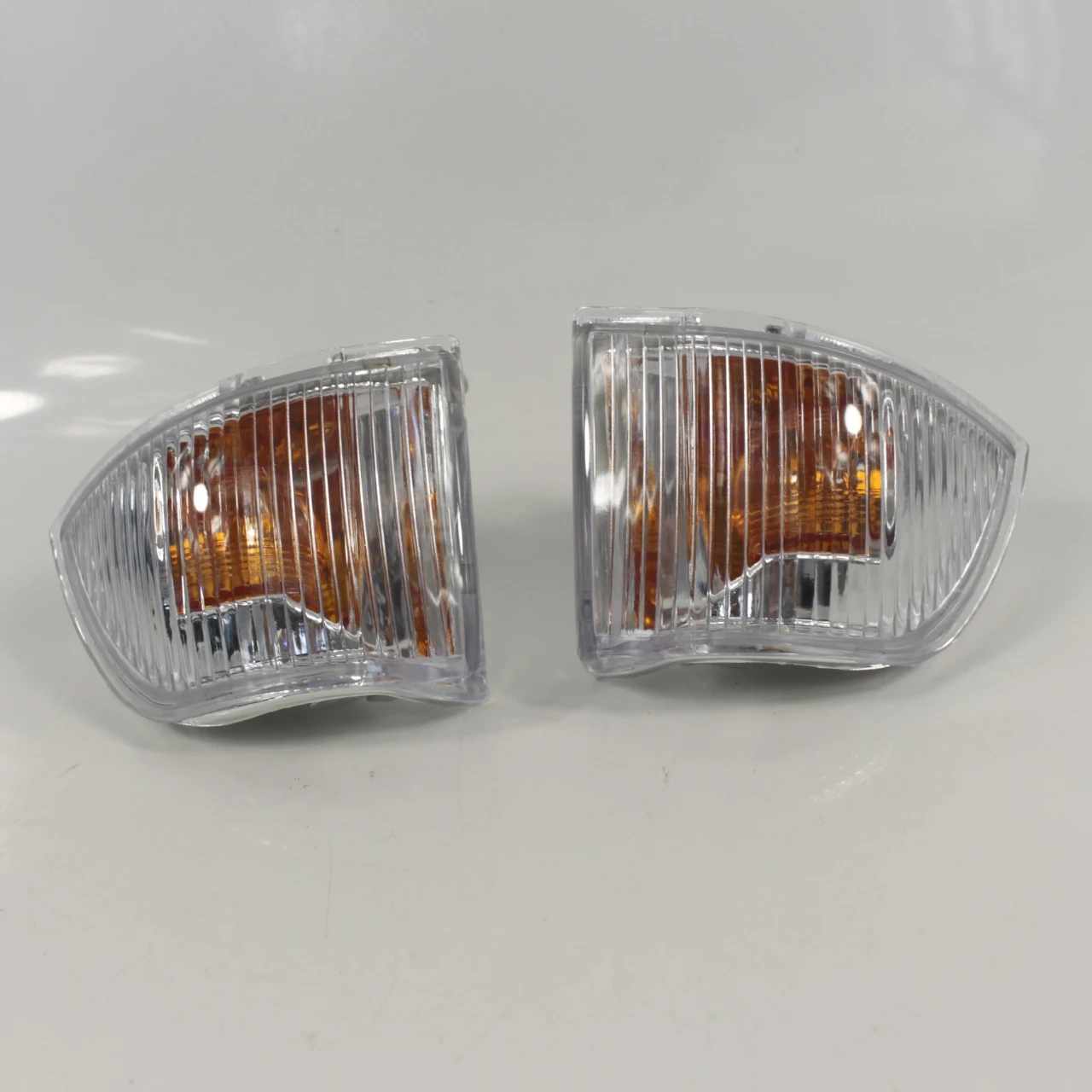 

Car Wing Mirror Indicator Turning signal lamp for IVECO Daily 2006 -2012