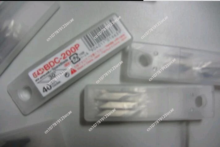 USW-334 вместо модели ZO-91 ультразвуковая резка: ручка: лезвие: цанга