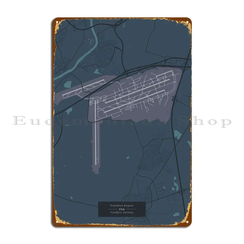 Металлический знак Франкфуртского аэропорта