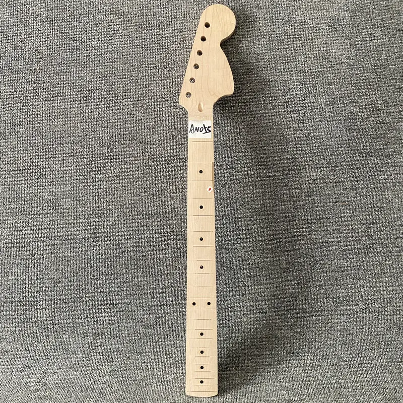 

YN055 Strato Electric Guitar Unfinished ST Guitar Neck Maple with Maple No Frets No Paints Rigth Hand Raw Materials for DIY