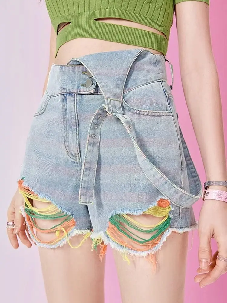 American Sweet and Sexy Girls' One Shoulder Strap Pants 2023 Summer New Raw Edge Design High Waist Shorts with Perforated Jeans