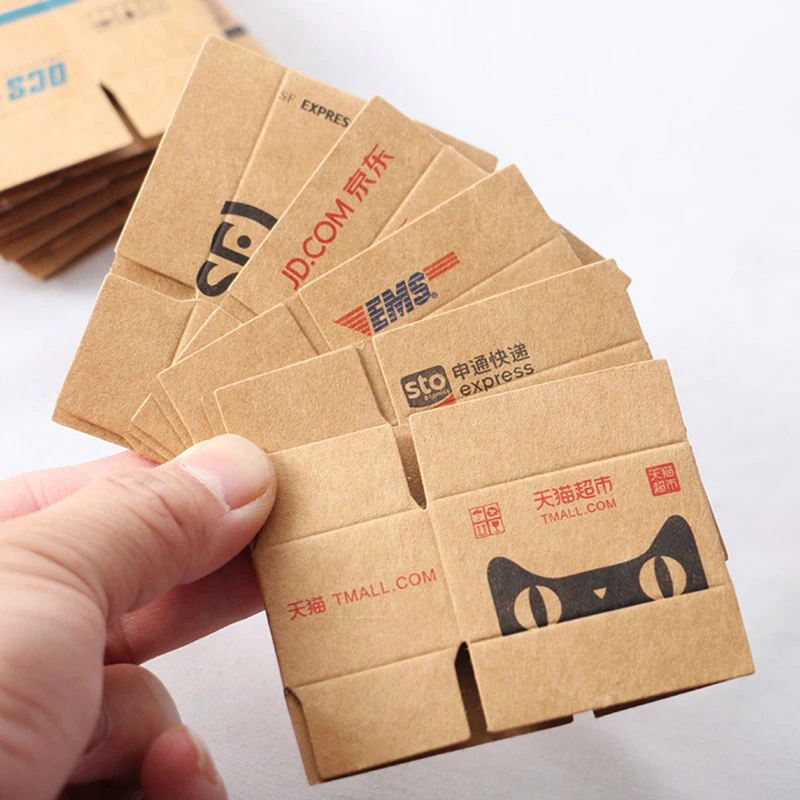 

5Pcs/1Set Mini Carton Express Box Dollhouse Miniature EMS DHL Amazon Express Box Toy Doll House Decoration Furniture Accessories