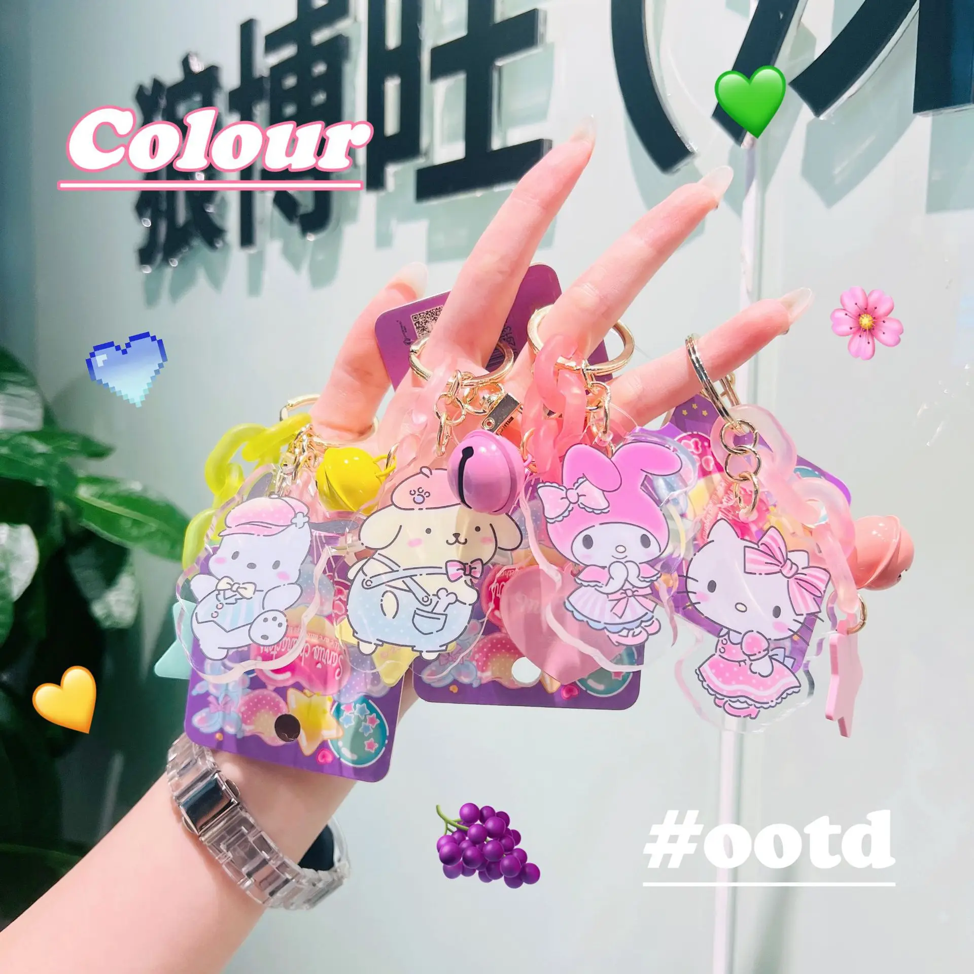 Sanrio Hello Kitty Cinnamoroll Pachacco Kuromi Little Twin Star Cute Acrylic Key Chain Kawaii Toy Backpack Pendant Holiday Gifts