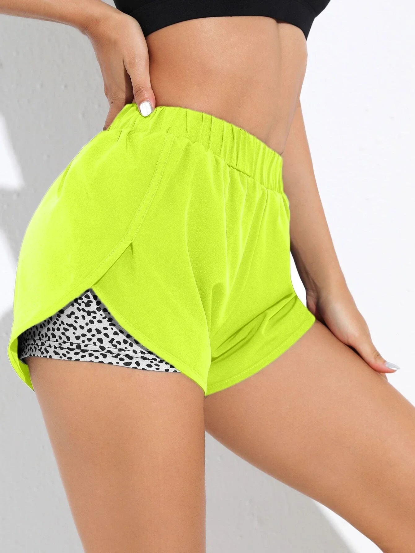 

Neon Lime Absorbs Sweat Breathable Sports Shorts