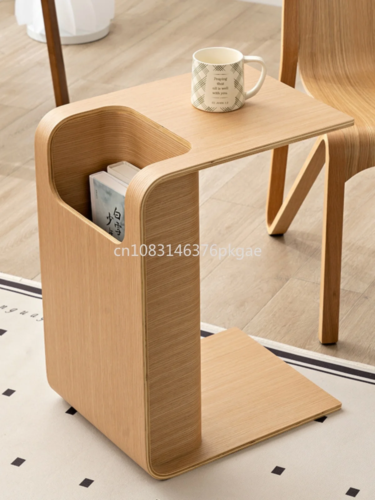 Скандинавский диван из массива дерева дизайнерский журнал Edge несколько простых