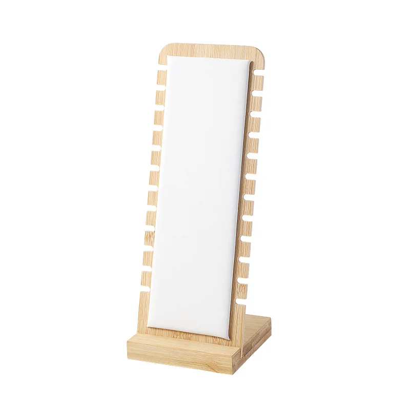 

Деревянная подставка для украшений