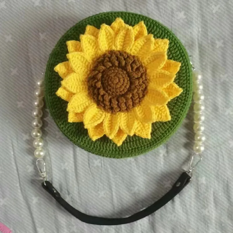 Handmade crochet handbag, shoulder bag, sunflower pattern, exquisite and practical mesh lining, not deformed