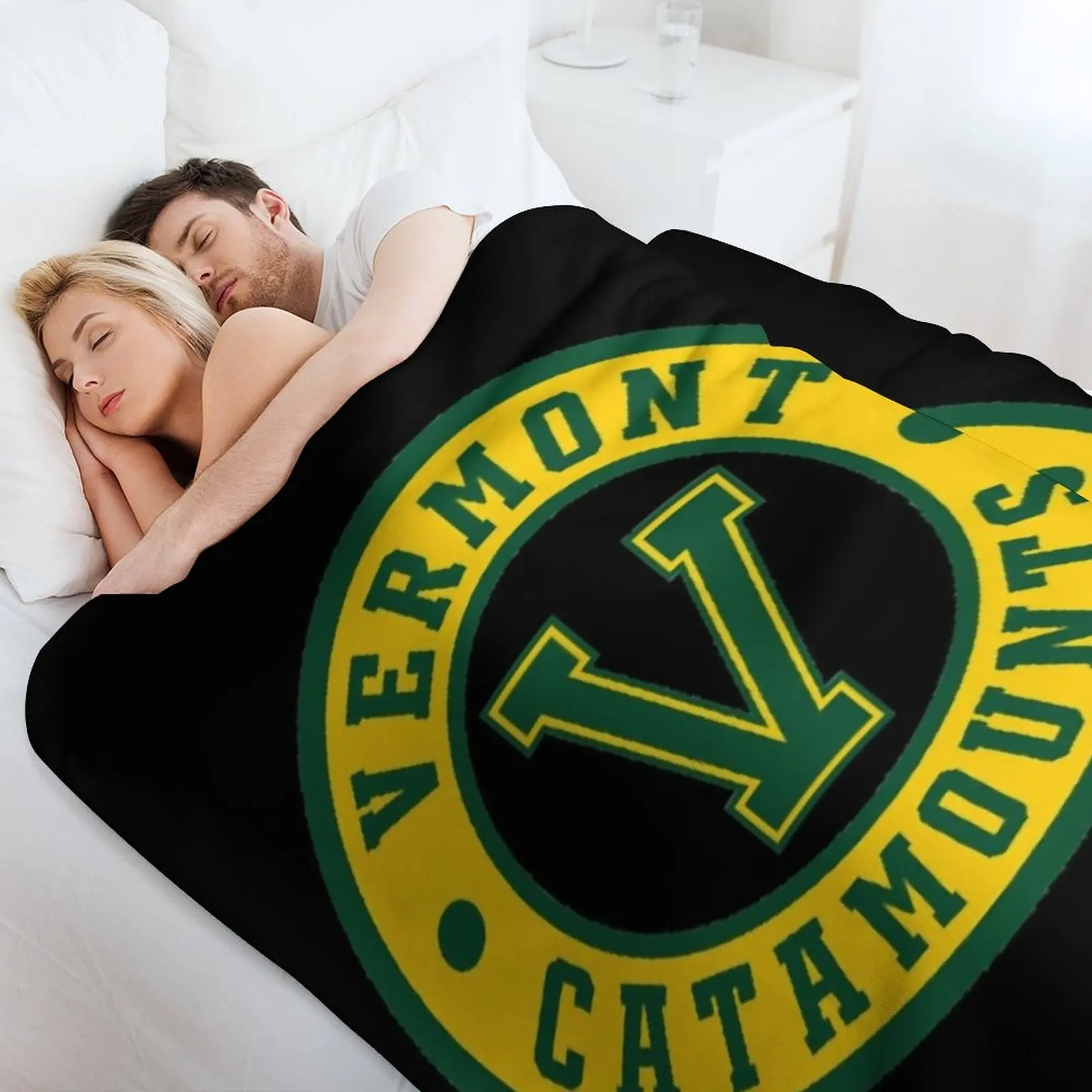 Фото Университет Вермонта - UVM - Плед Catamounts, всепогодный мягкий плед для дивана №4