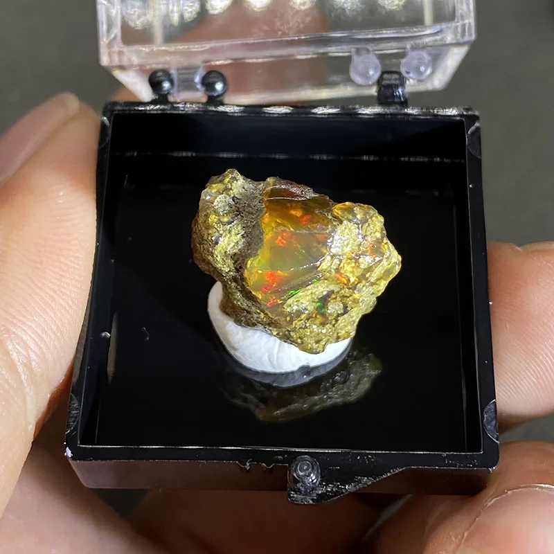 Опаловые камни