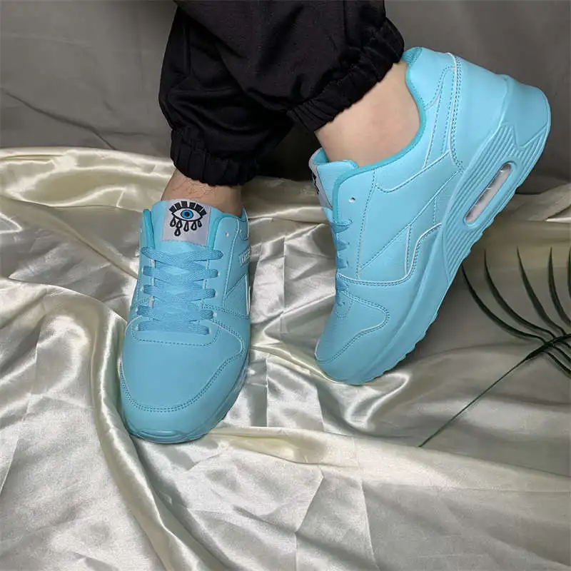 

Female Sneakers Giay Sneakers Sport Gothic Running Shoes Size 11 Sports Shoes For Women Anti-Skid Soled Tennis Chessure Gold