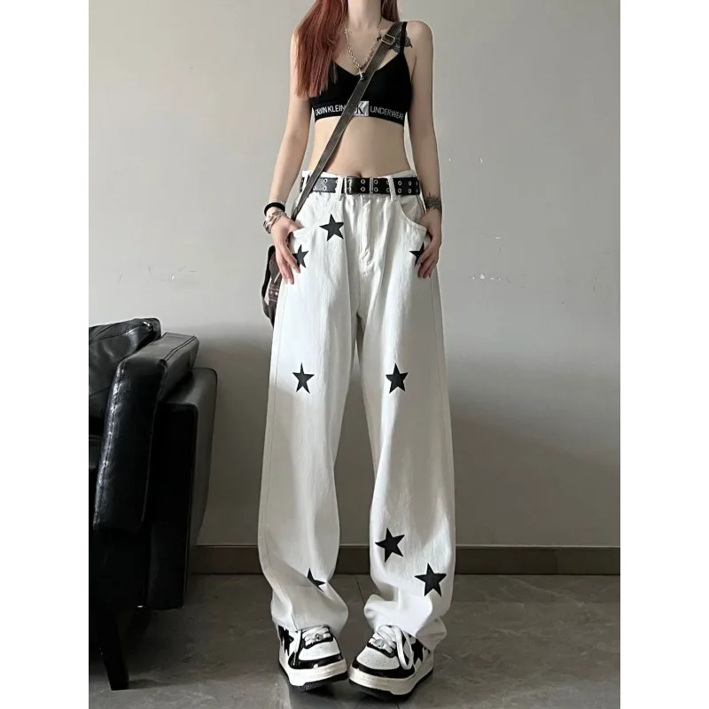 Рисунок 2 - Женские джинсы со звездным принтом