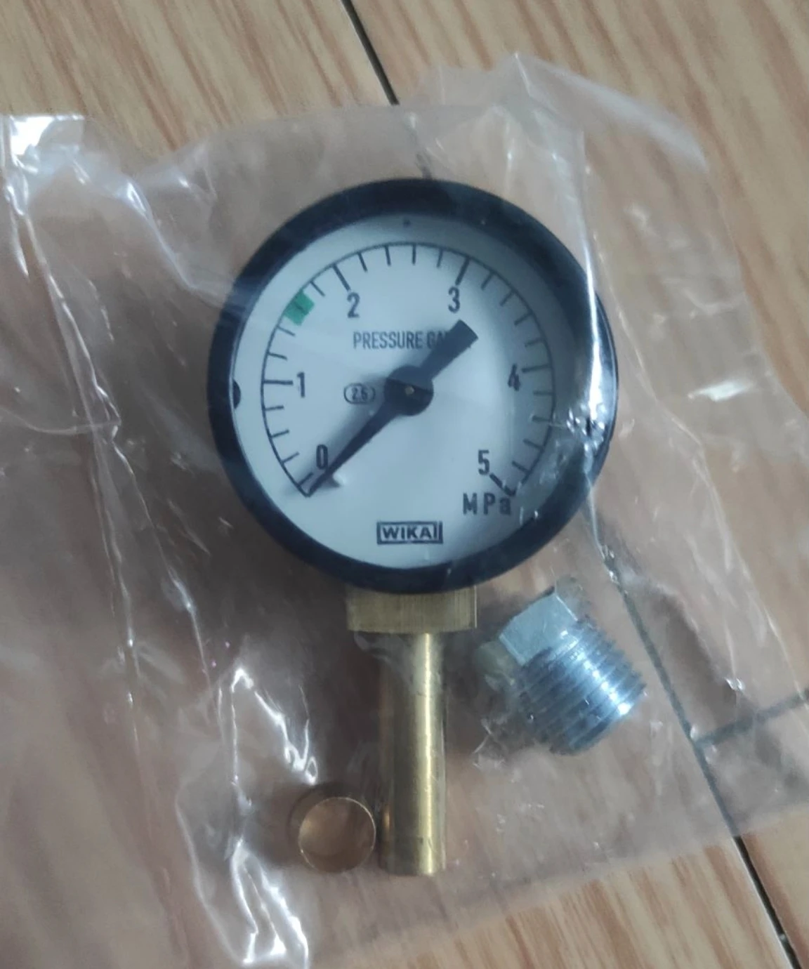 Манометр WIKA-KW2-5 0-5MPA