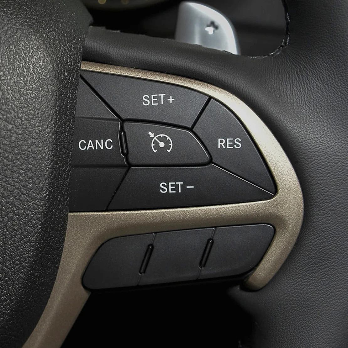 Переключатель управления аудиосигналом на руль EVIC 68146854AC подходит для Dodge Challenger