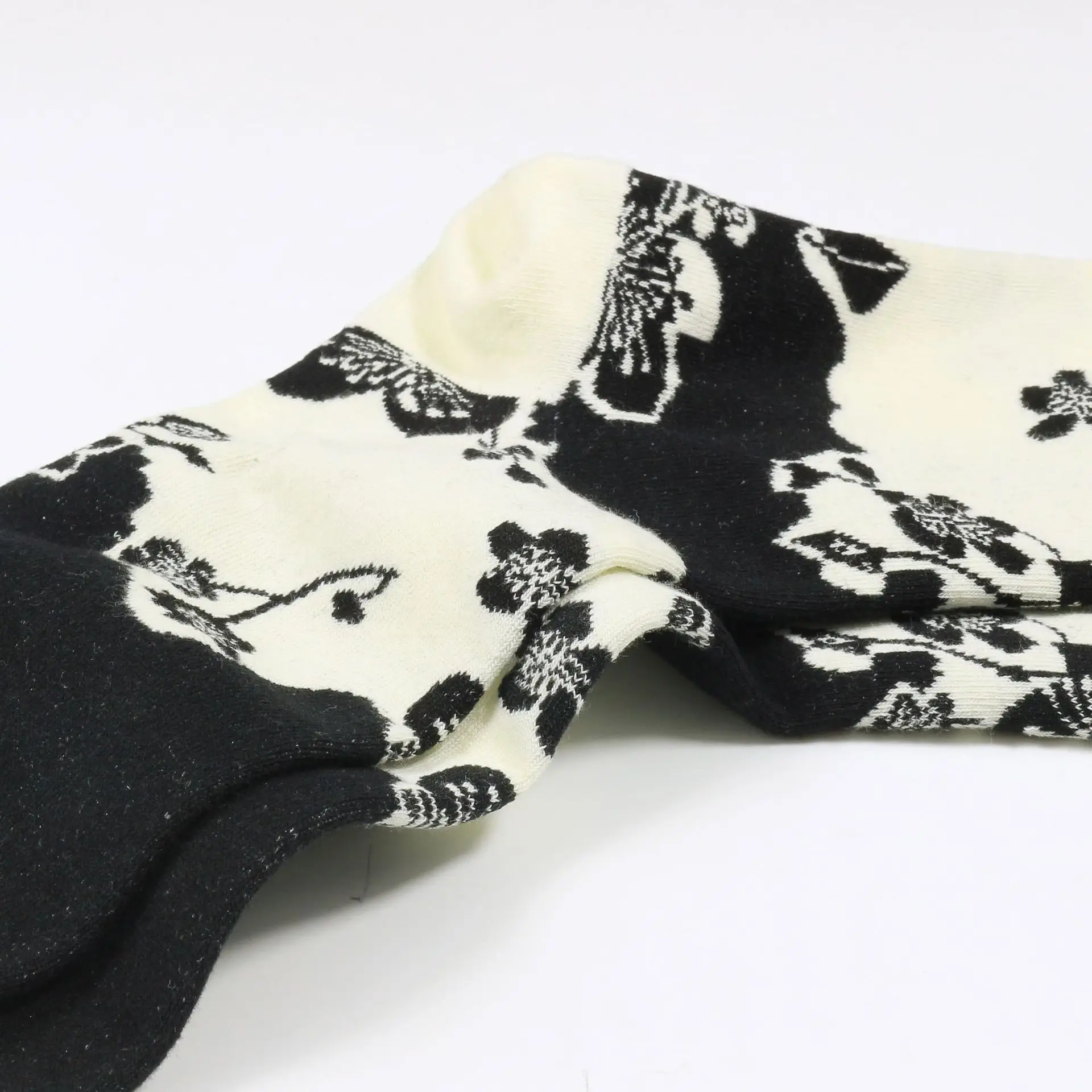 New Women Men Cotton Socks Flower Cartoon Plants Funny Socks Cute Lovely Colorful Fashion Socks Meias novelty socks