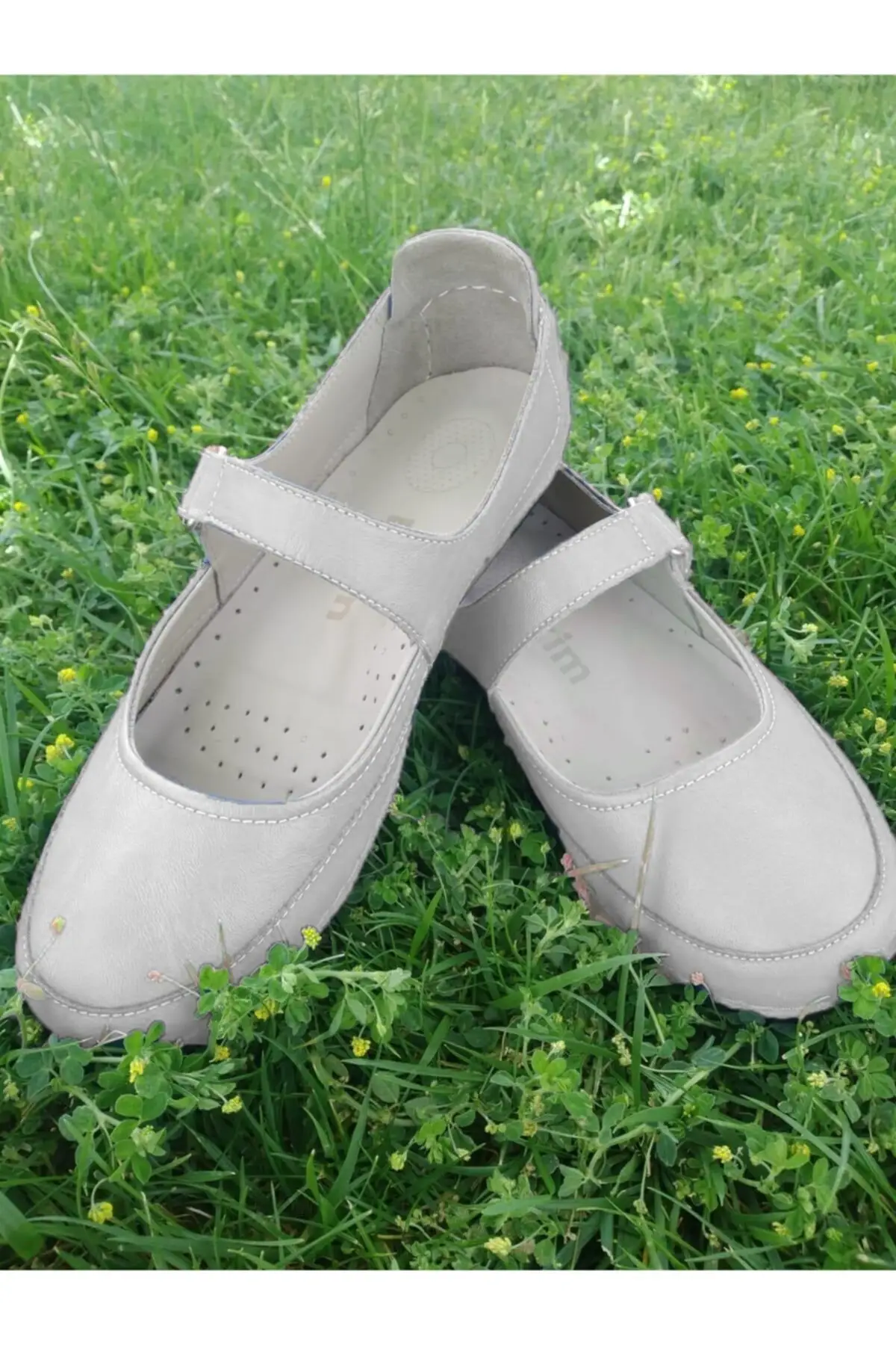 

Women Flats Shoes White Orthopedic Genuine Leather Sport Fashion Flats For Ladies Casual Summer Footwear