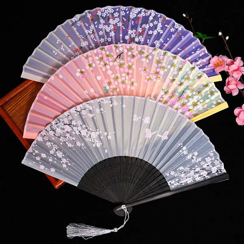 

Vintage Silk Folding Fan Chinese Japanese Silk Folding Fan Tassel Dance Hand Fans Home Decoration Ornament Craft Gift Decoration