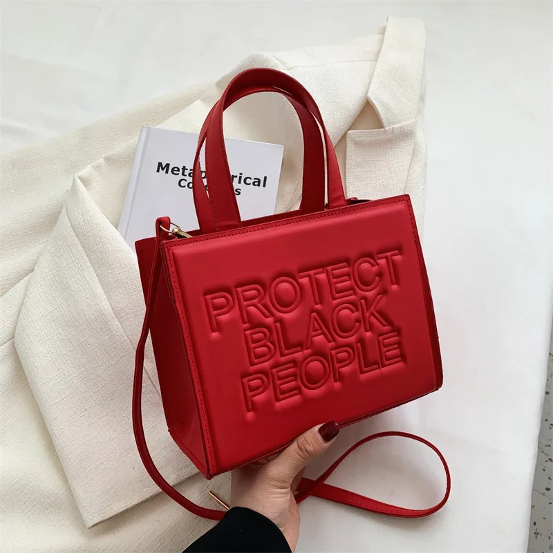 

New Messenger Bag High-end Niche Design Casual Versatile Portable Small Square Bag Summer Fashion Popular Shoulder Bag