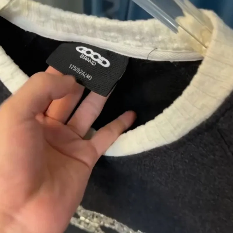 Фото Летние модные повседневные футболки GOODBRAND 26SS с контрастными краями, черно-белые, для мужчин и женщин, с круглым вырезом, с коротким рукавом №3