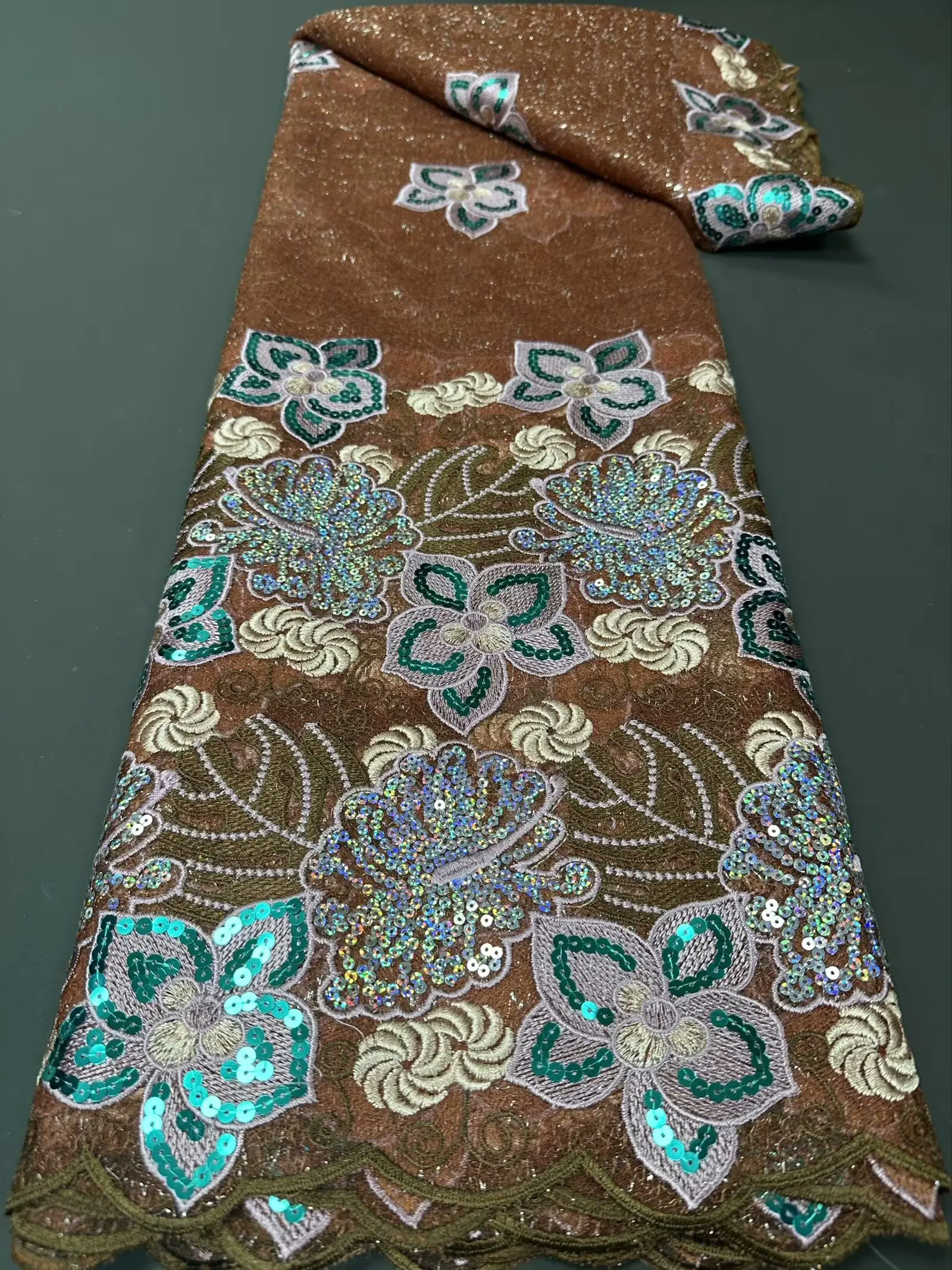 Новая бархатная кружевная 3D красочная зеленая ткань с блестками 2025 Высокое